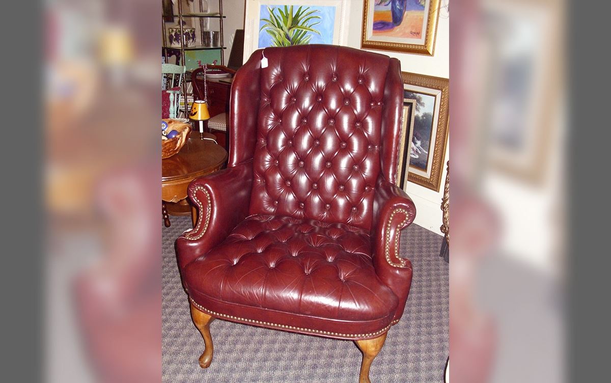 Классическое кресло M4Y 266039